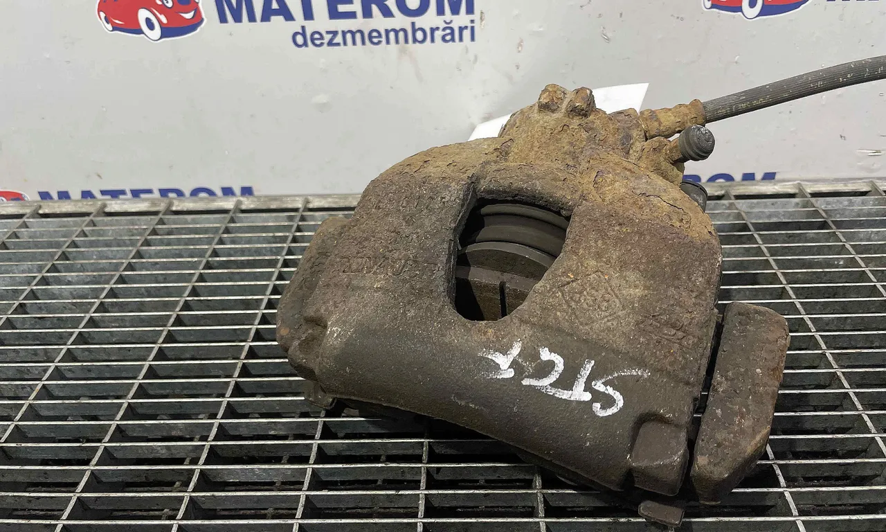 ETRIER FATA STANGA RENAULT MEGANE II 2001-2012