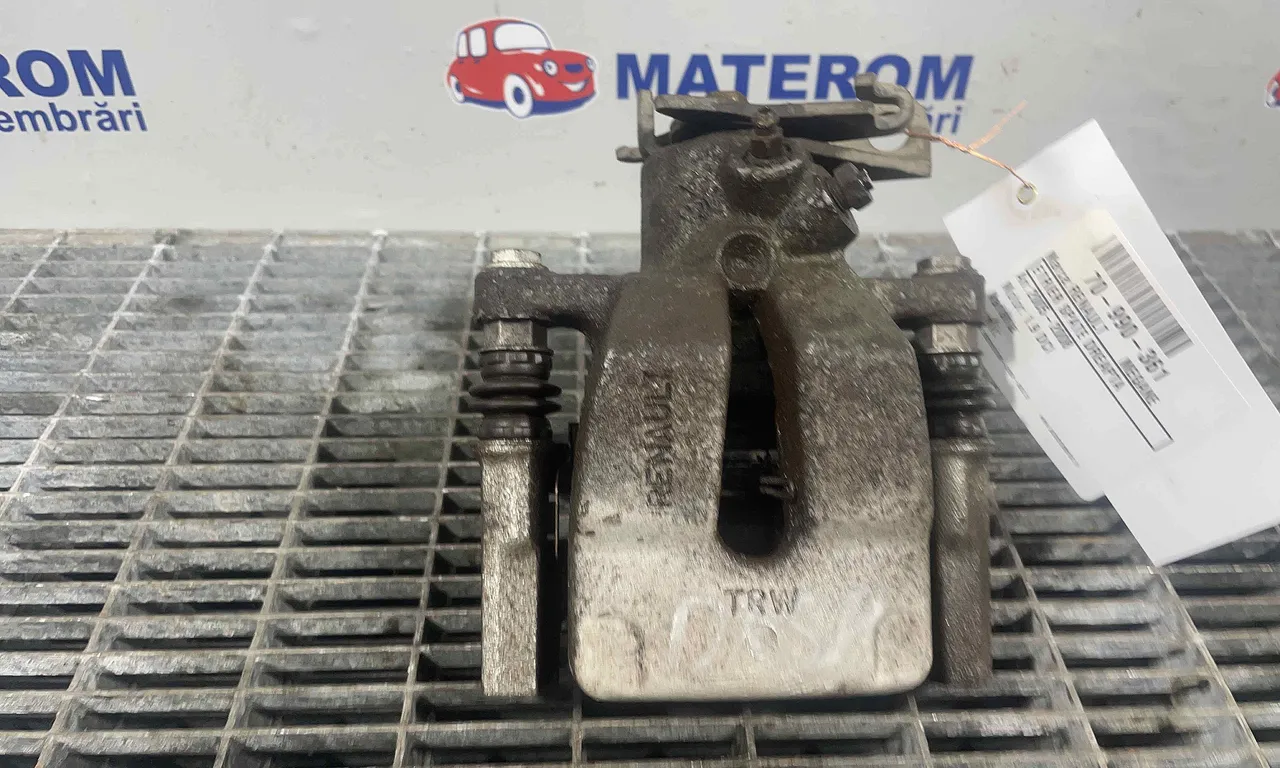 ETRIER SPATE DREAPTA RENAULT MEGANE II 2001-2012