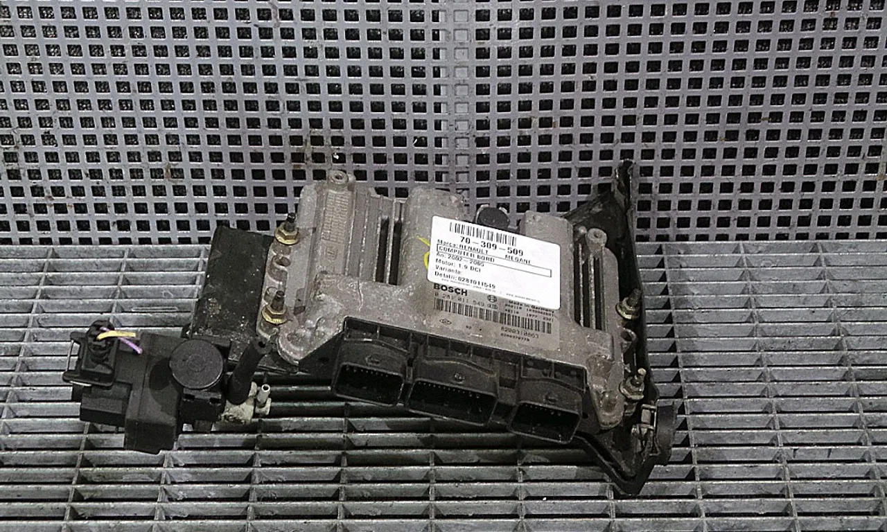 CALCULATOR MOTOR RENAULT MEGANE II 2001-2012