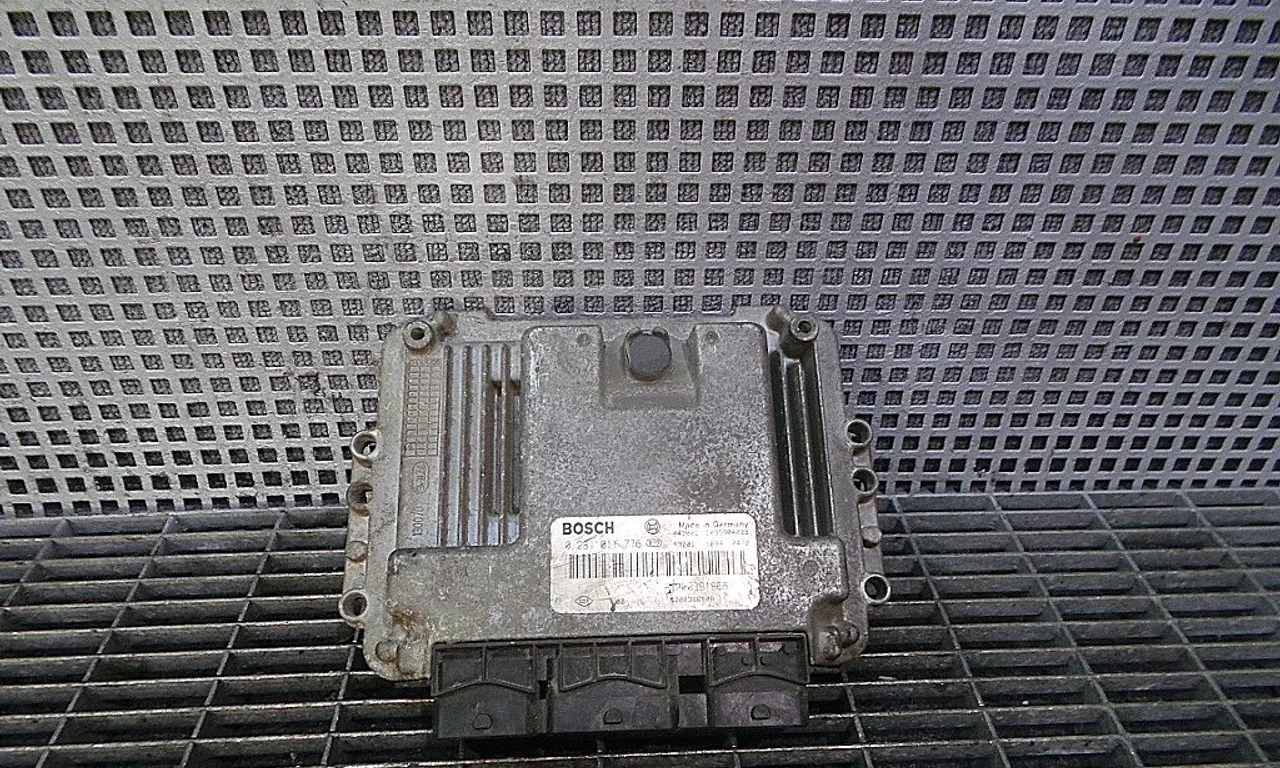 CALCULATOR MOTOR RENAULT MEGANE II 2001-2012