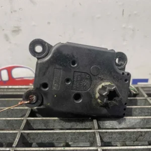 MOTORAS CLAPETA INCALZIRE