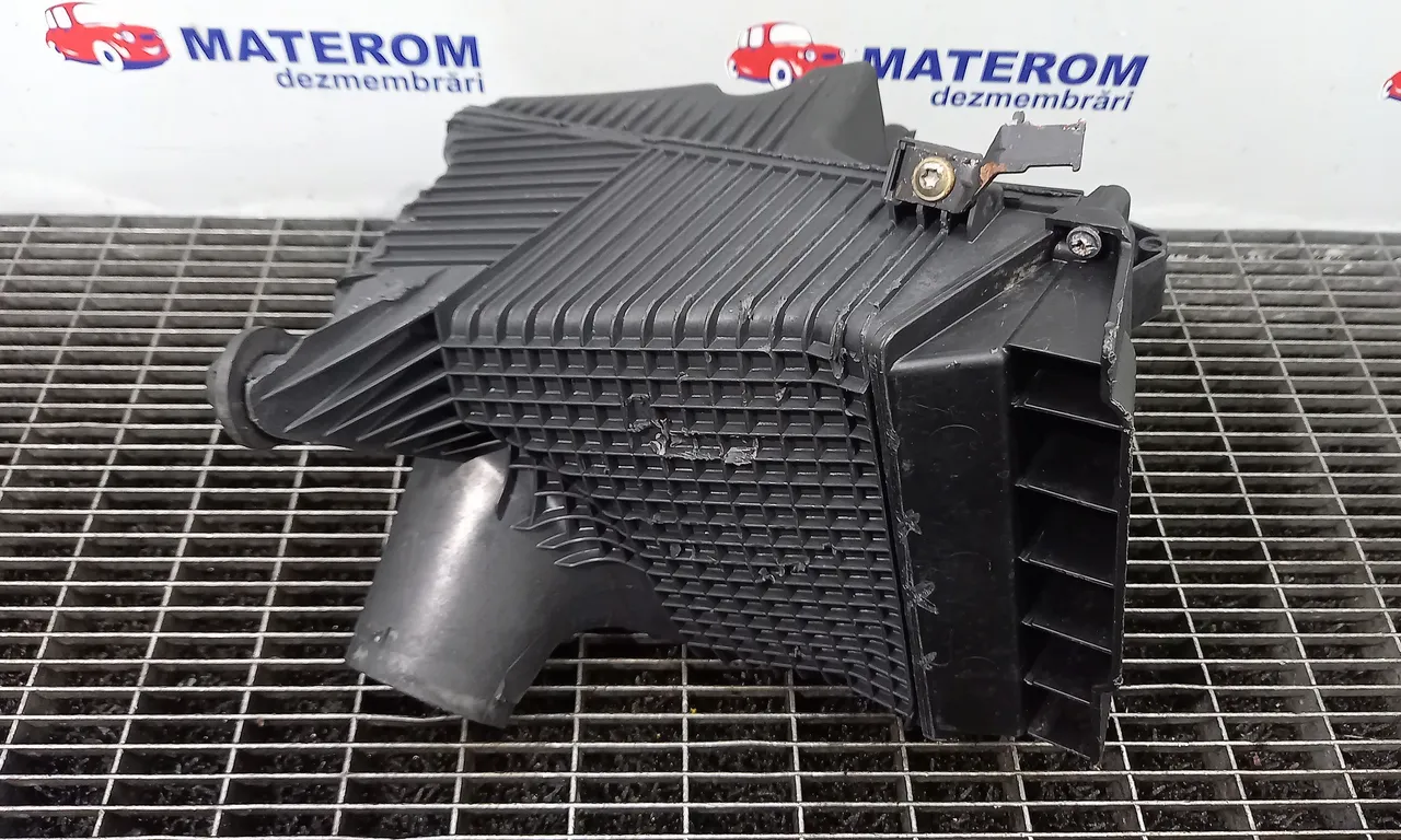 CARCASA FILTRU AER RENAULT MEGANE II 2001-2012