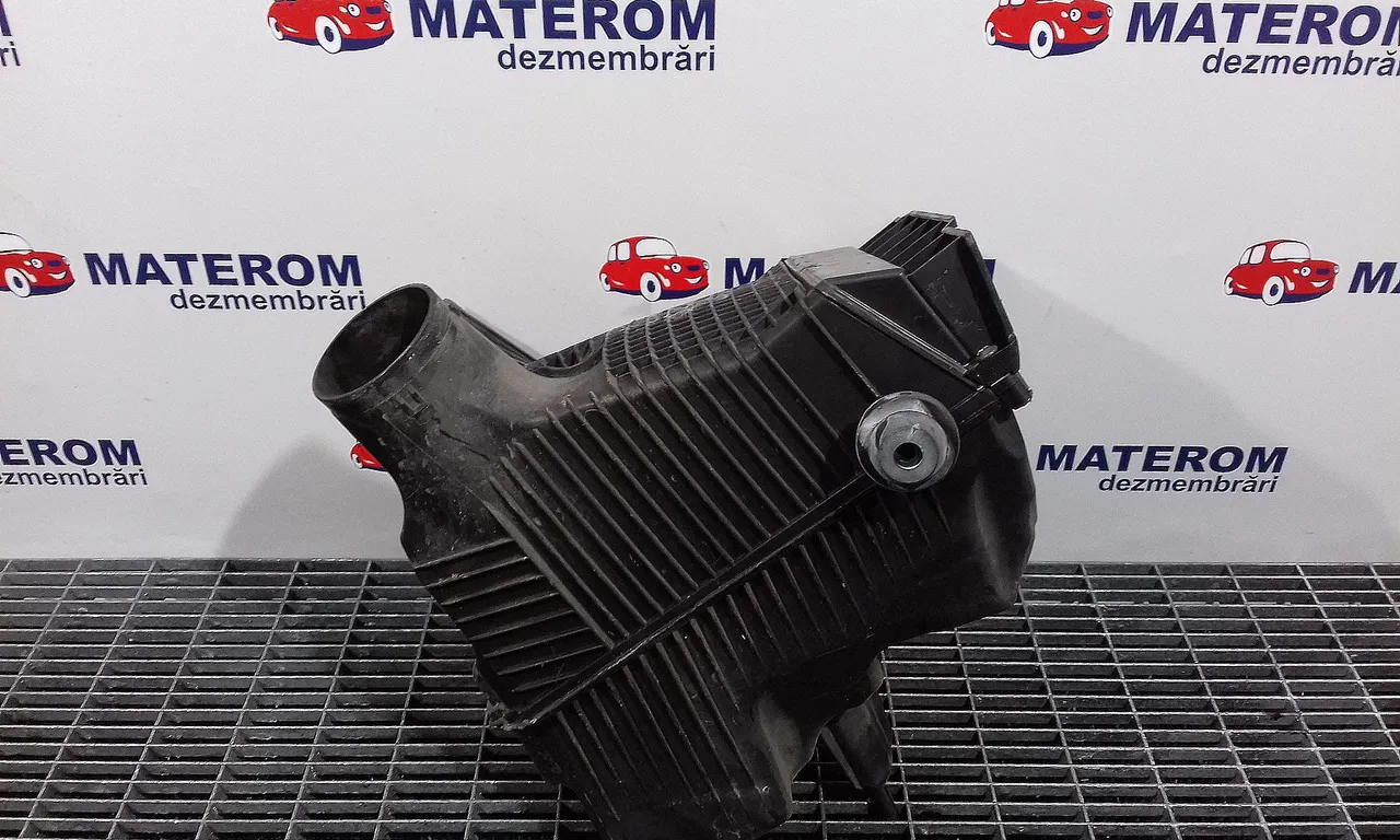 CARCASA FILTRU AER RENAULT MEGANE II 2001-2012