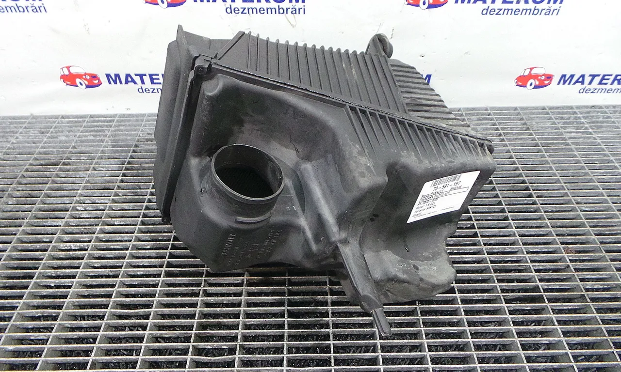 CARCASA FILTRU AER RENAULT MEGANE II 2001-2012