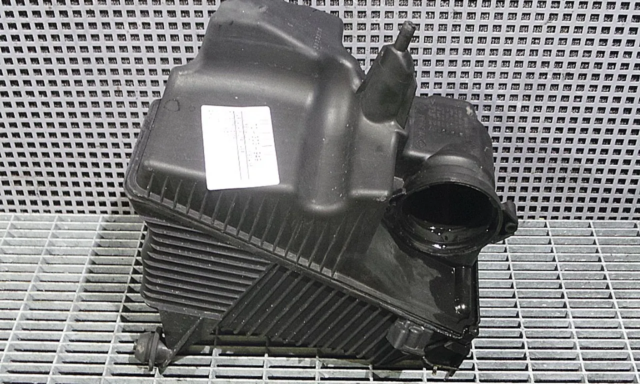 CARCASA FILTRU AER RENAULT MEGANE II 2001-2012