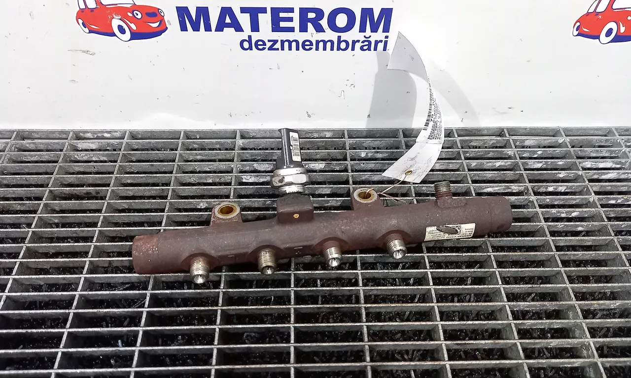 RAMPA INJECTIE RENAULT MEGANE II 2001-2012