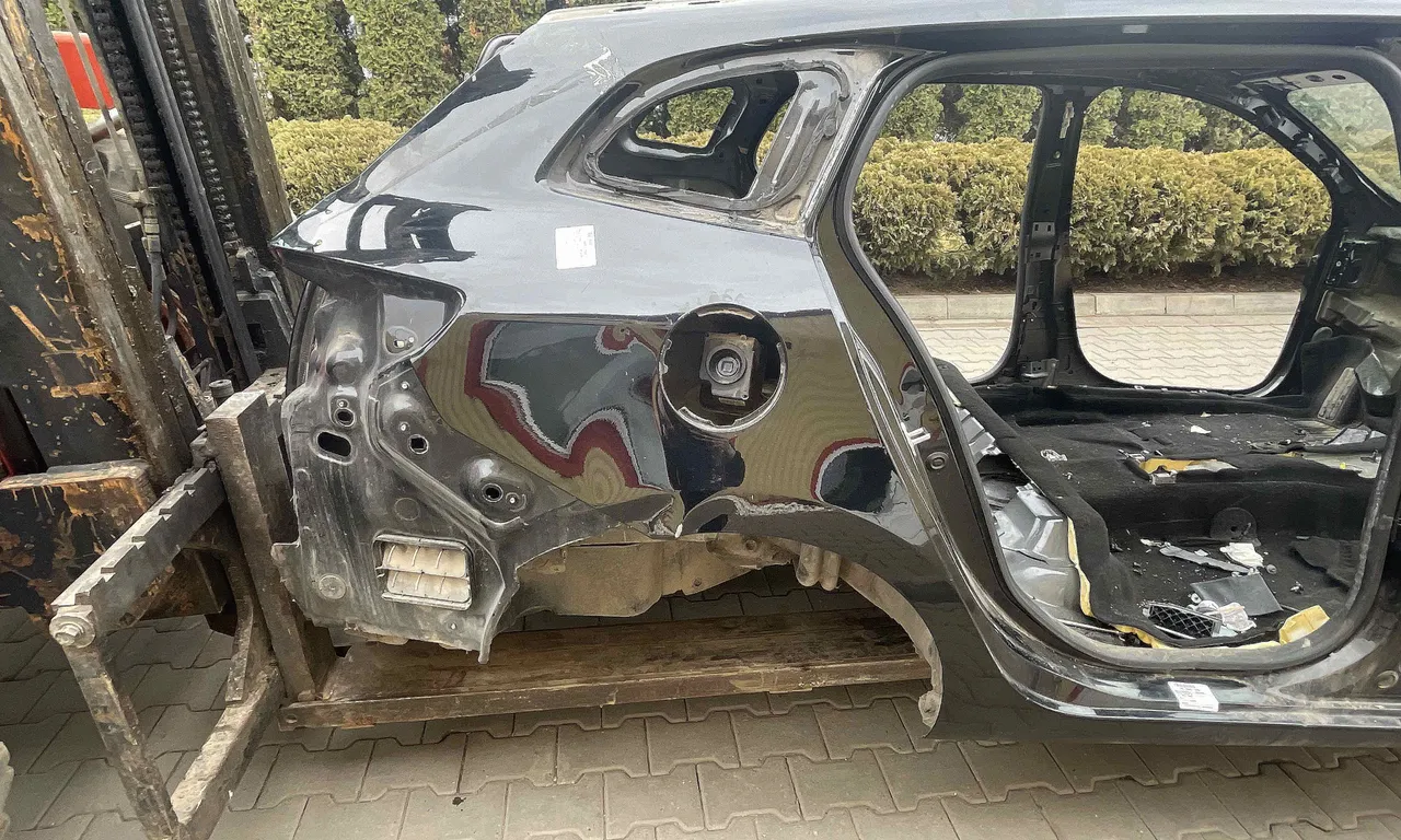 ARIPA SPATE DREAPTA RENAULT MEGANE III 2008-2016