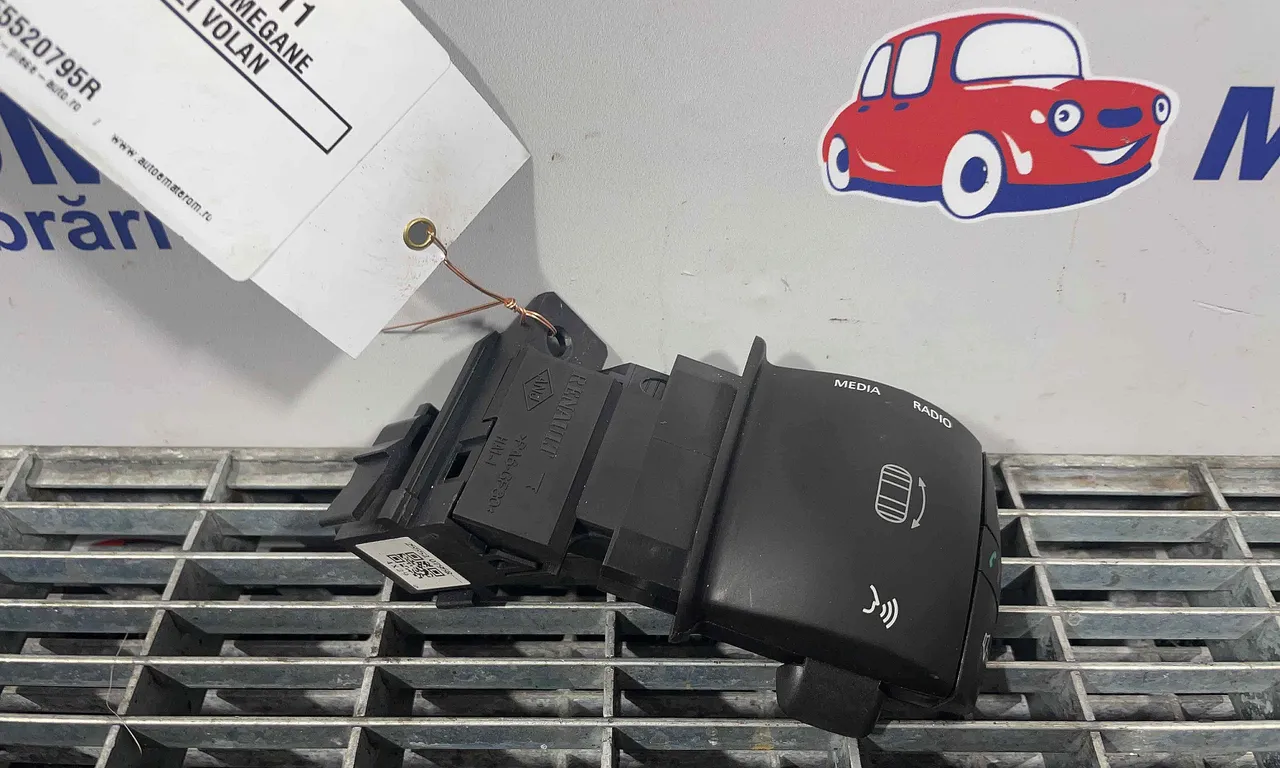BUTOANE COMENZI VOLAN RENAULT MEGANE III 2008-2016