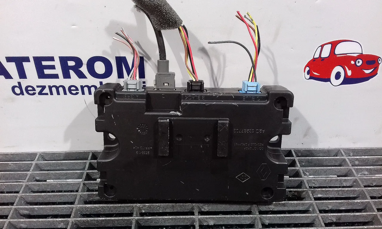 MODUL CONFORT RENAULT MEGANE III 2008-2012