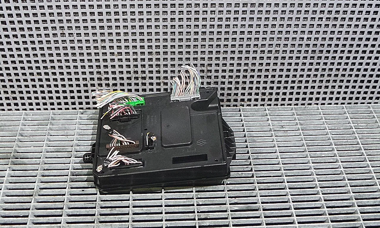 MODUL CONFORT RENAULT MEGANE III 2008-2012