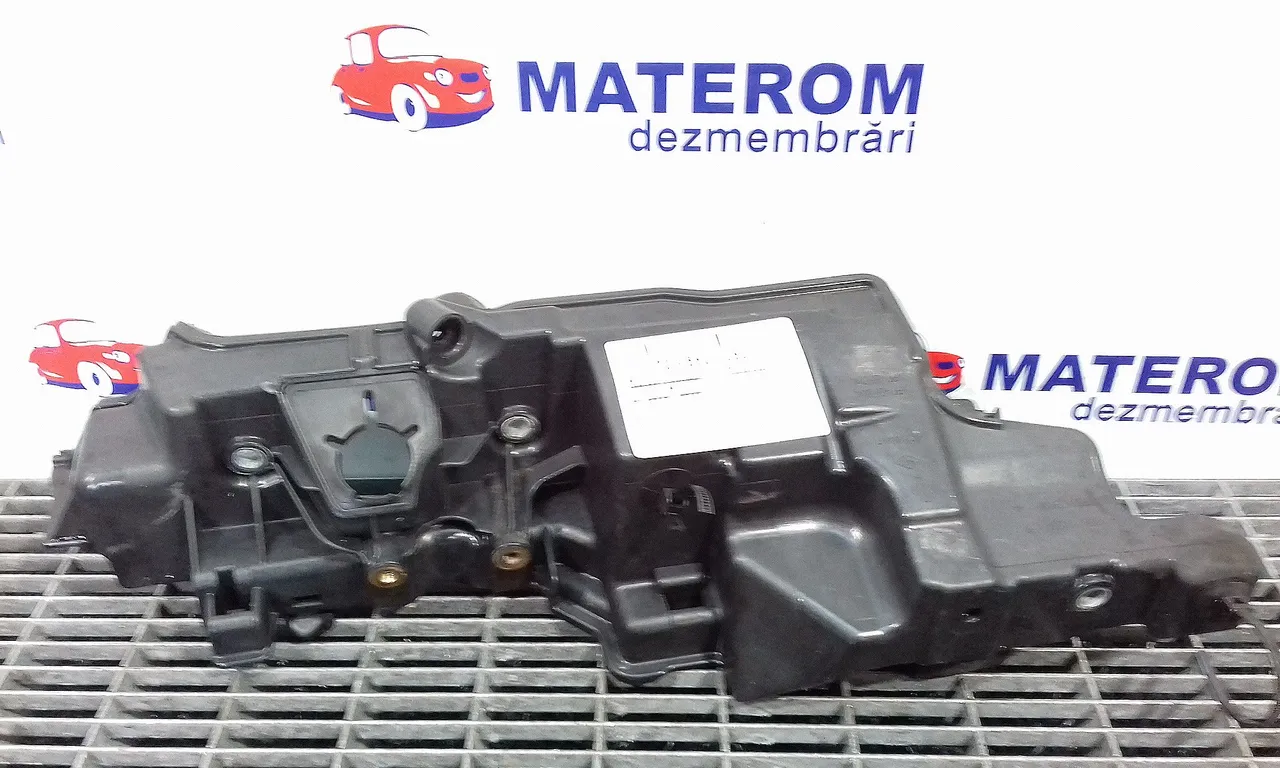 CAPAC PROTECTIE INJECTOARE RENAULT MEGANE III 2008-2016