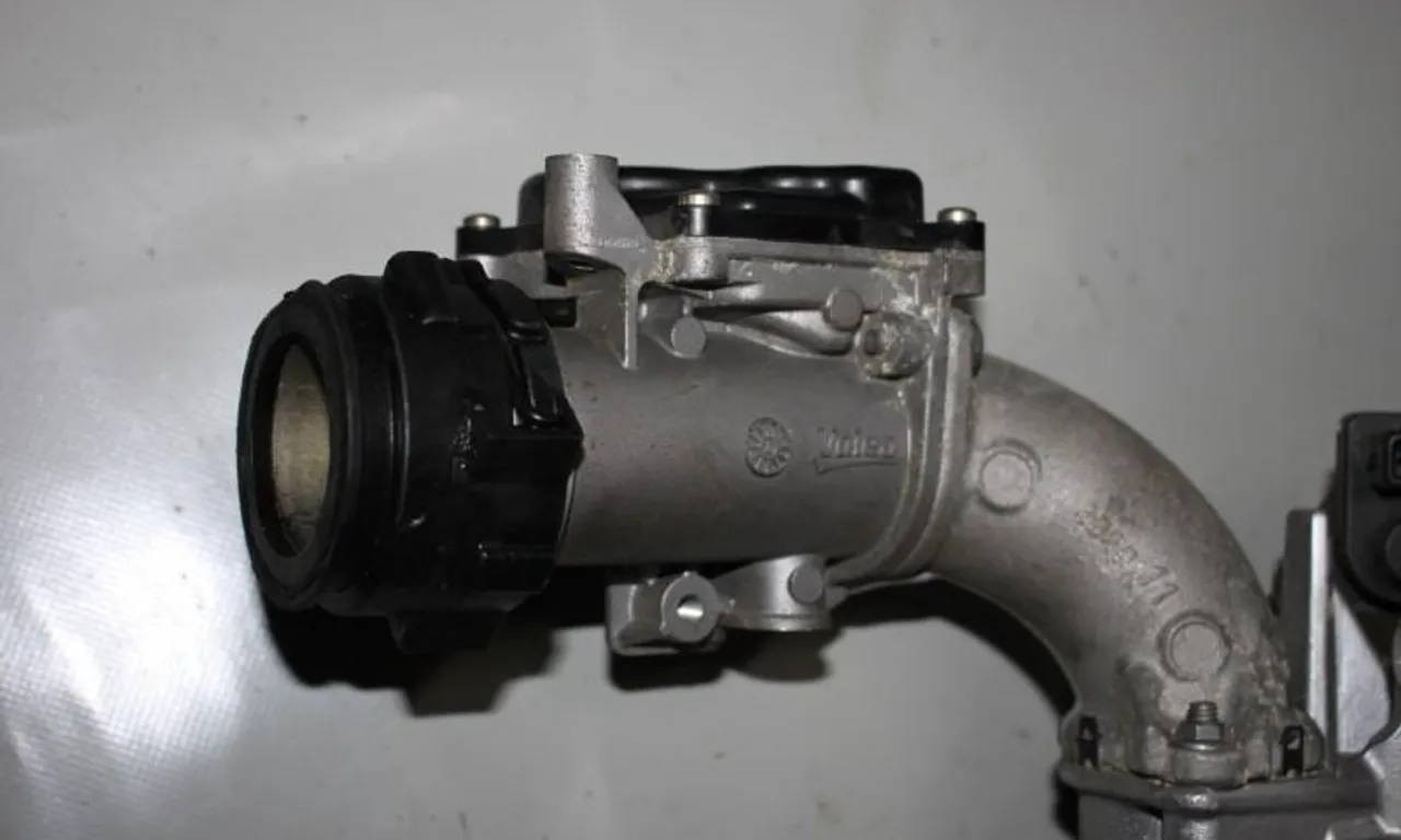 Clapeta acceleratie RENAULT MEGANE III 2008-null