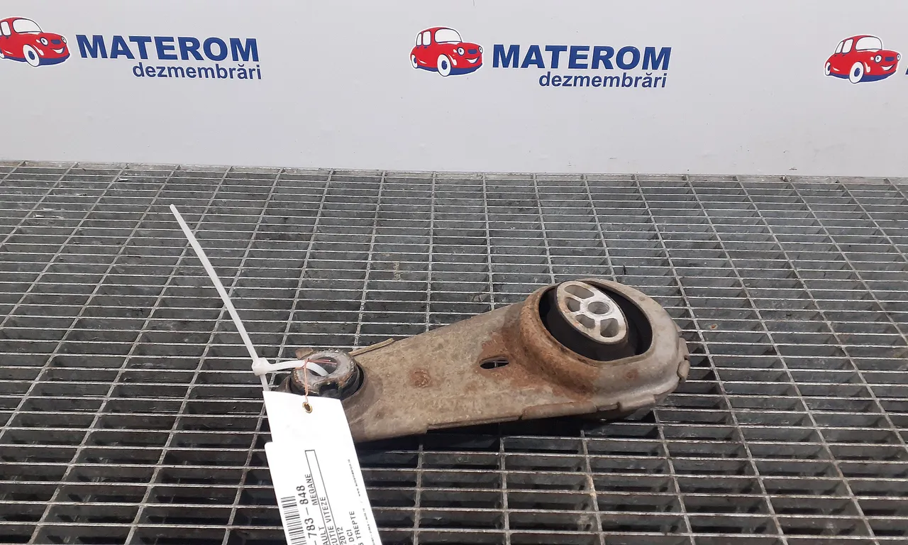 TAMPON CUTIE VITEZE RENAULT MEGANE III 2008-2012