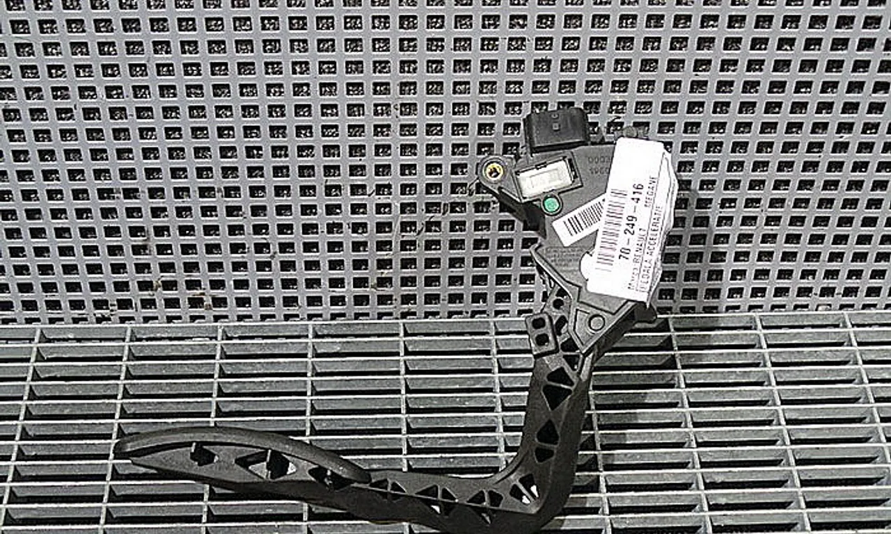PEDALA ACCELERATIE RENAULT MEGANE III 2008-2012