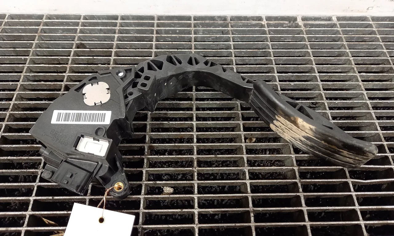 PEDALA ACCELERATIE RENAULT MEGANE III 2008-2016
