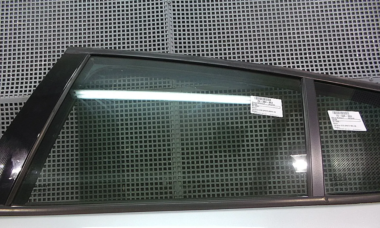 GEAM SPATE MARE STANGA RENAULT MEGANE III 2008-2016