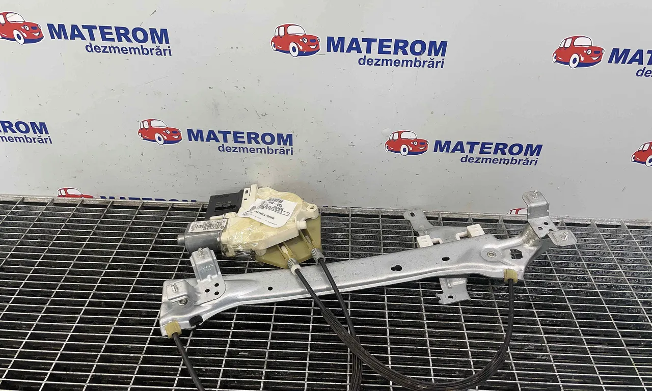 MACARA USA SPATE STANGA RENAULT MEGANE III 2008-2016