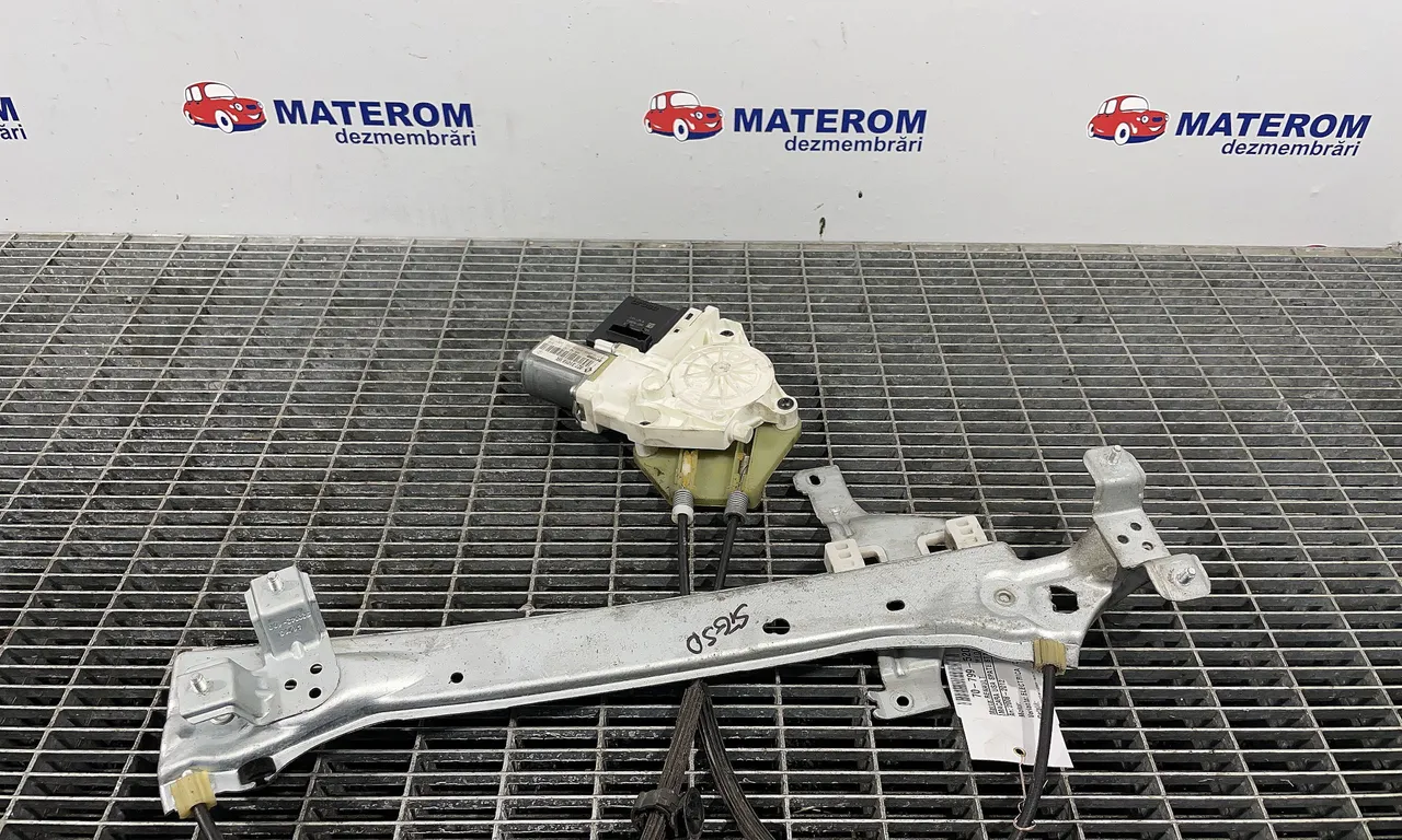 MACARA USA SPATE STANGA RENAULT MEGANE III 2008-2016