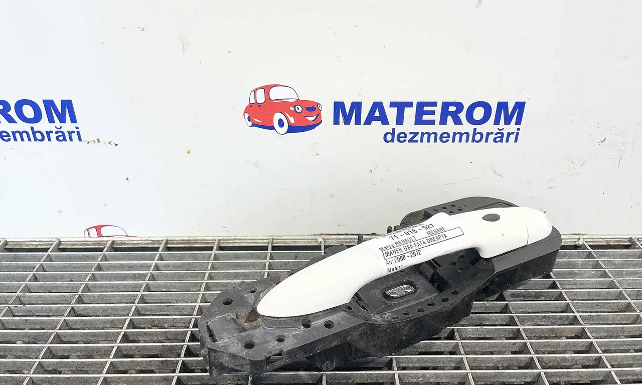 MANER USA FATA DREAPTA RENAULT MEGANE III 2008-2016