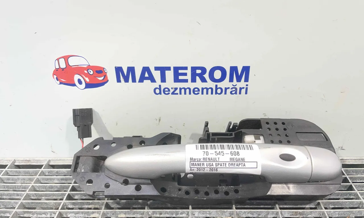 MANER USA SPATE DREAPTA RENAULT MEGANE III 2008-2016