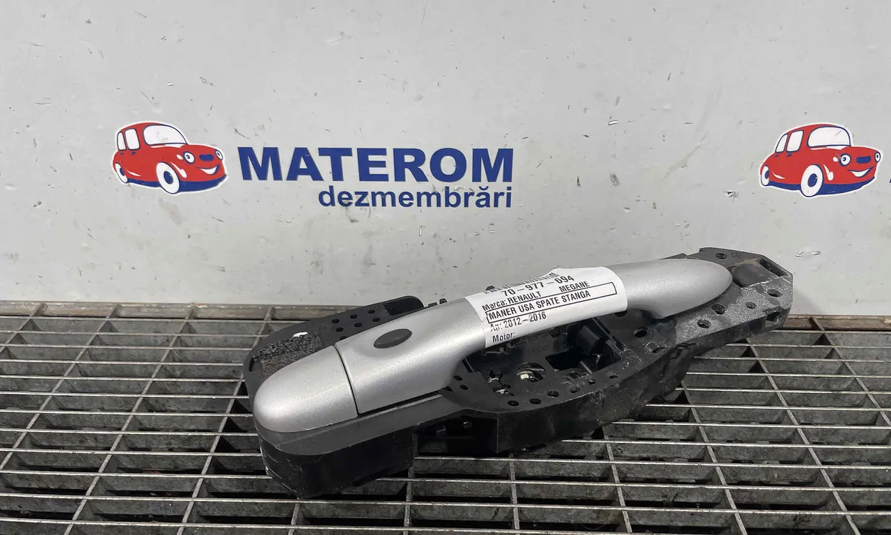 MANER USA SPATE STANGA RENAULT MEGANE III 2008-2016