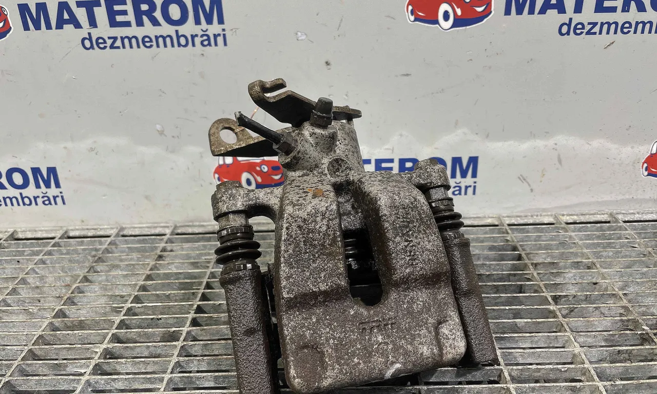 ETRIER SPATE STANGA RENAULT MEGANE III 2008-2016