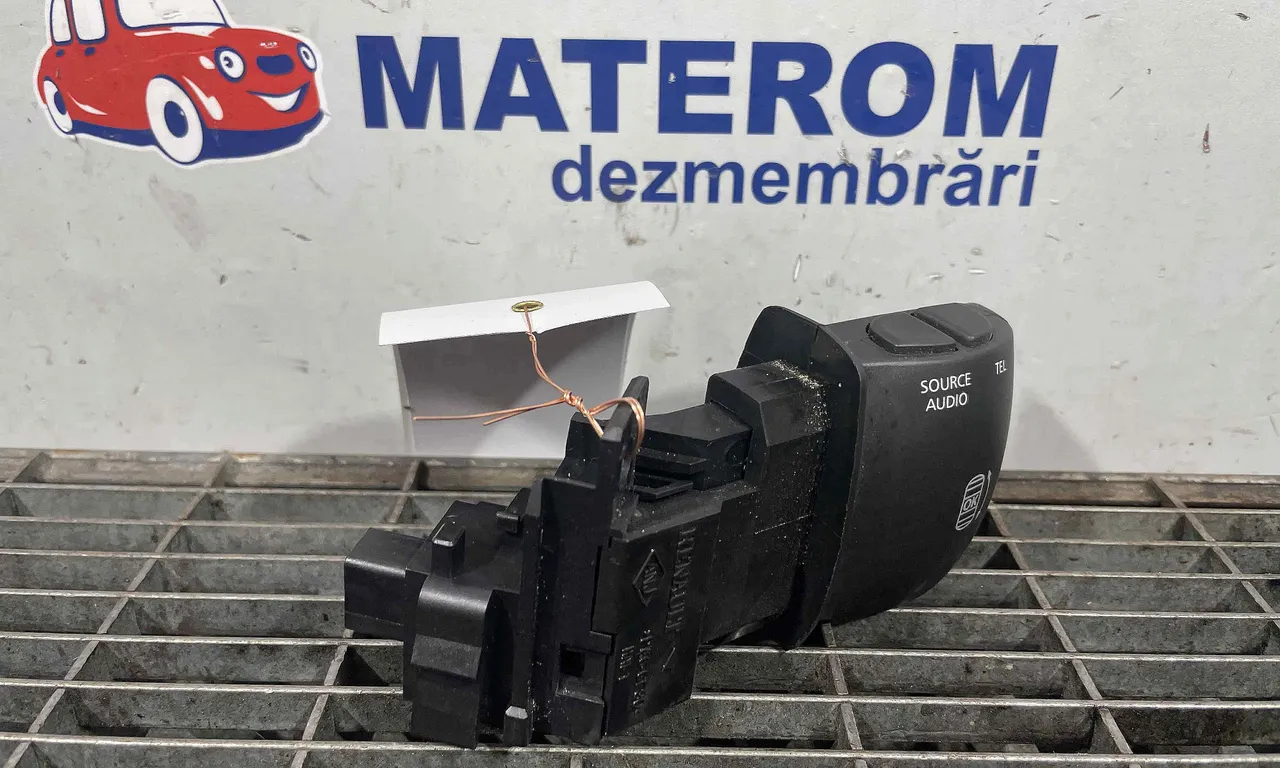 BUTOANE COMENZI VOLAN RENAULT MEGANE III 2008-2016