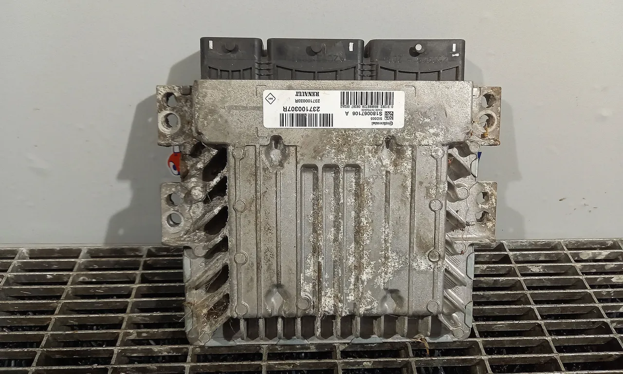 CALCULATOR MOTOR RENAULT MEGANE III 2008-2016