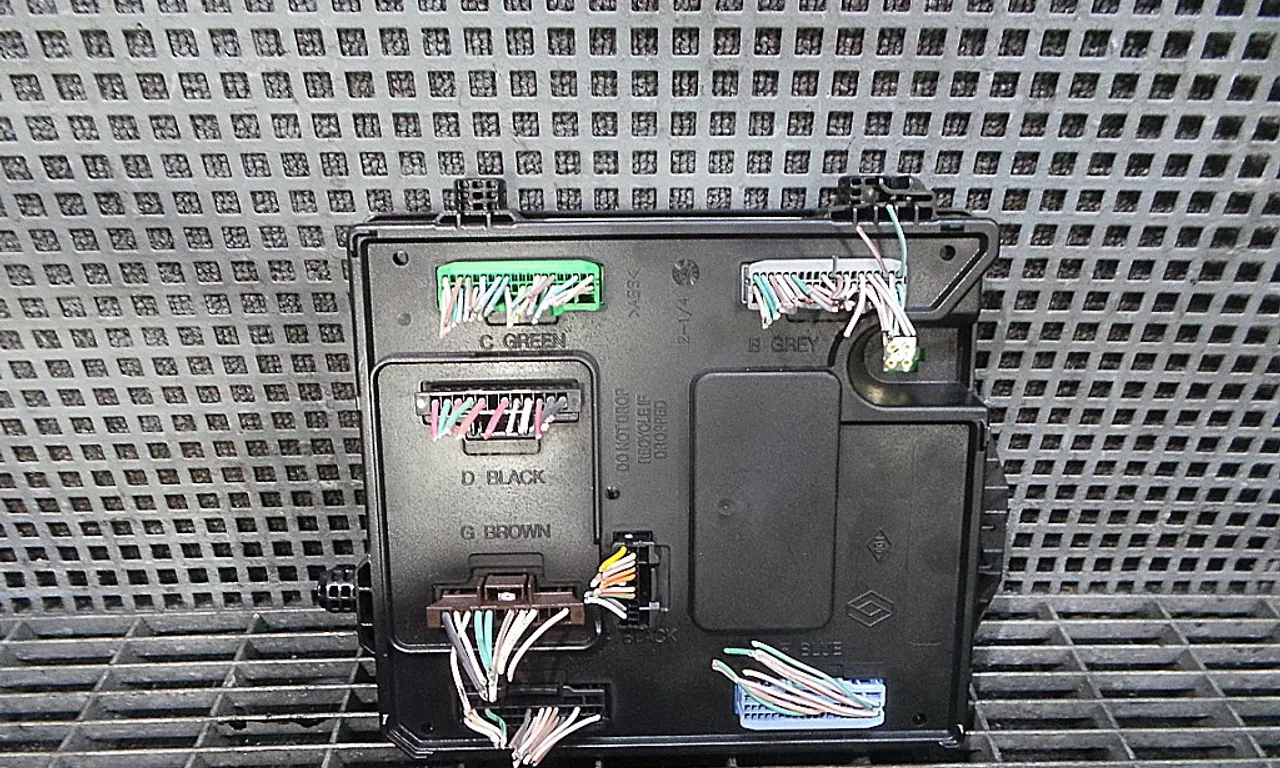 MODUL CONFORT RENAULT MEGANE III 2008-2016