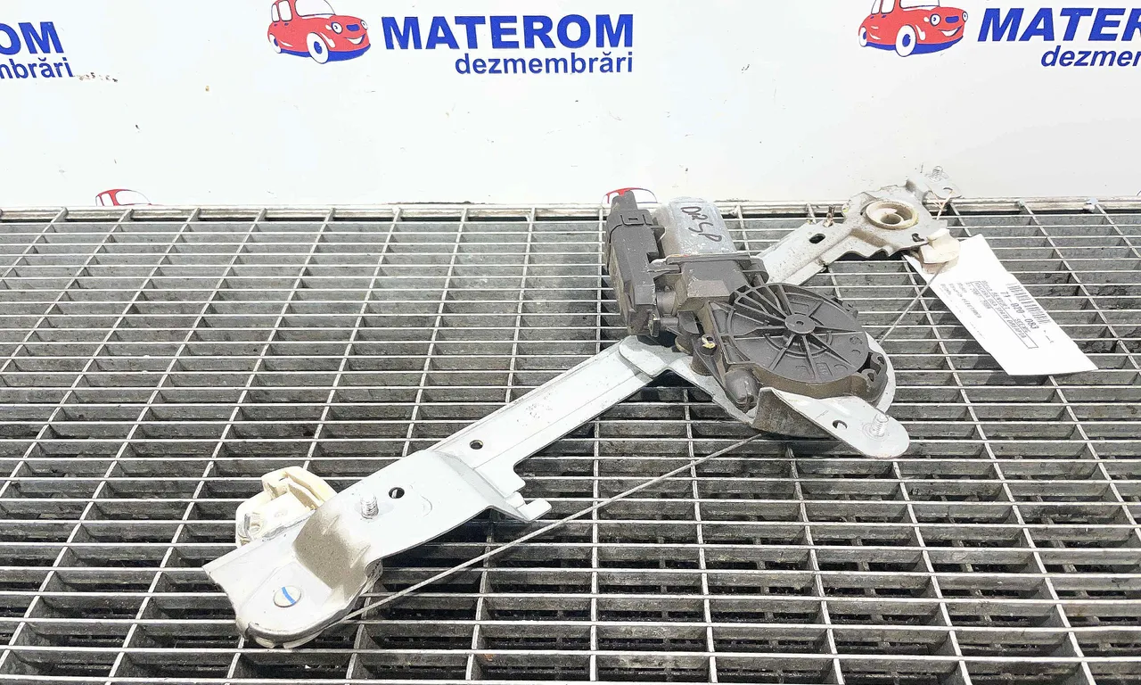 MACARA USA SPATE DREAPTA RENAULT SCENIC II 2003-2010