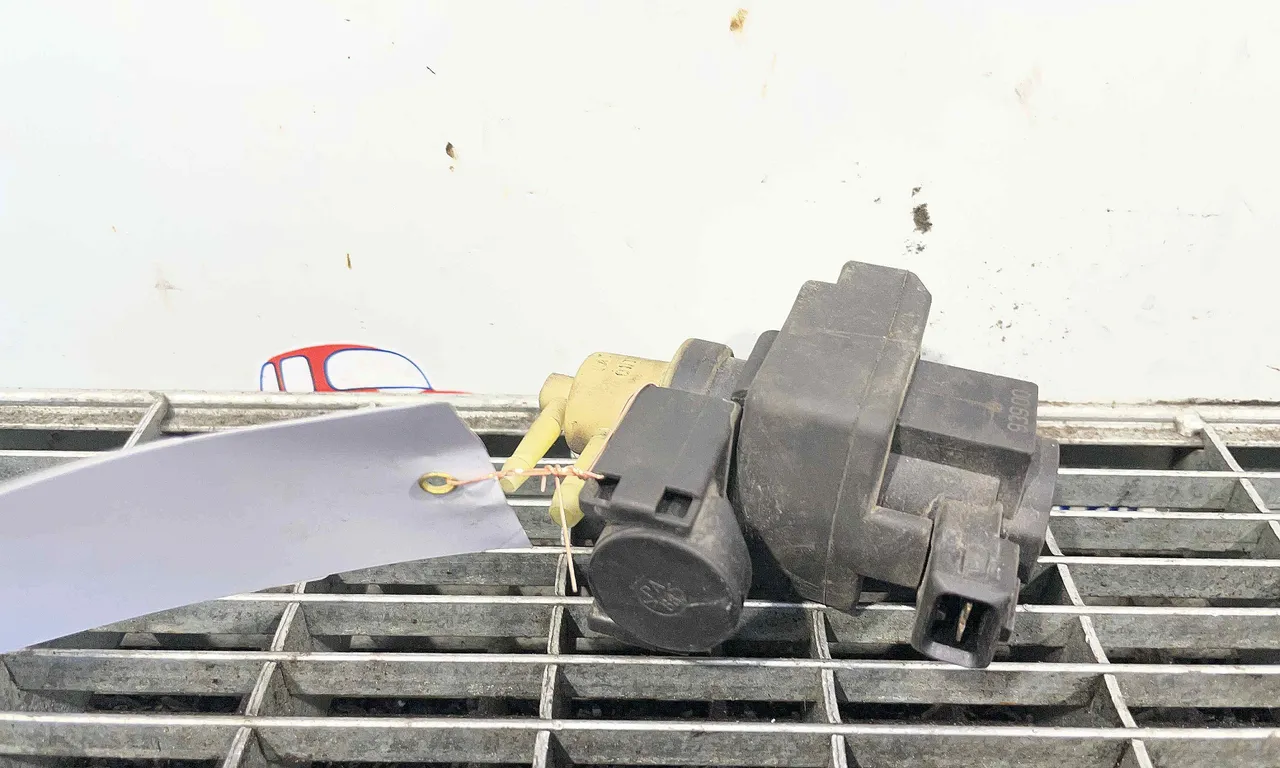 SUPAPA VACUUM RENAULT SCENIC II 2003-2010