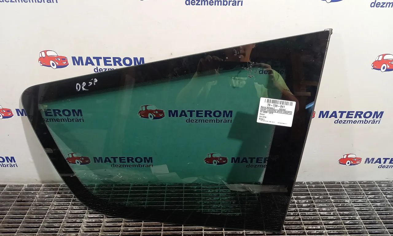 GEAM CAROSERIE SPATE DREAPTA RENAULT SCENIC III 2008-2016