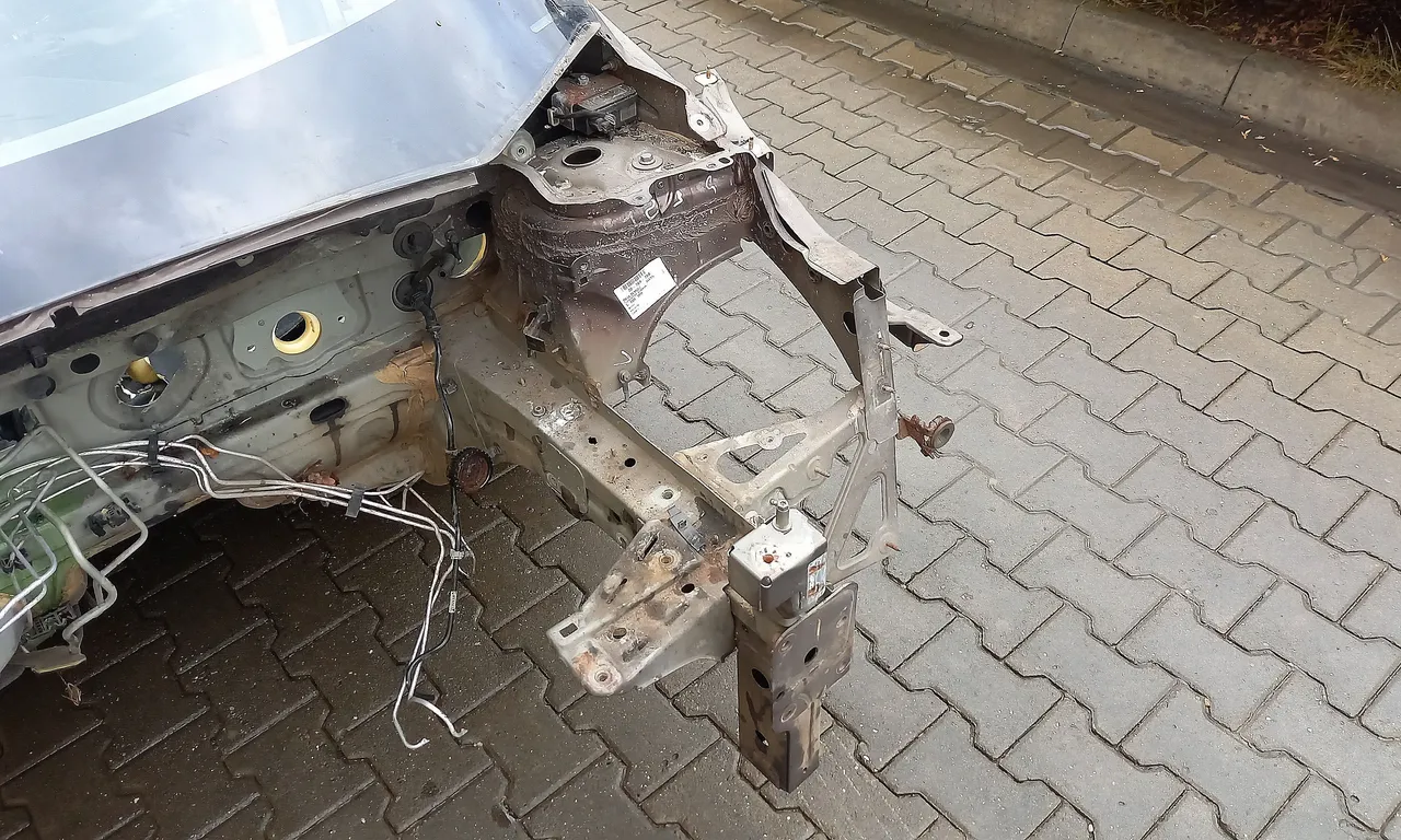 LONJERON STANGA RENAULT SCENIC III 2008-2016