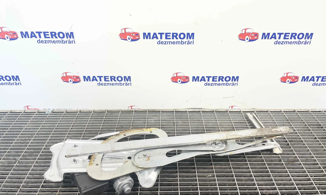 MACARA USA FATA STANGA RENAULT SCENIC III 2008-2016