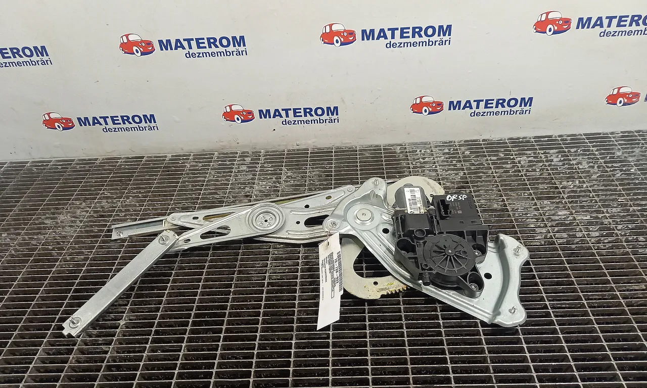 MACARA USA SPATE DREAPTA RENAULT SCENIC III 2008-2016