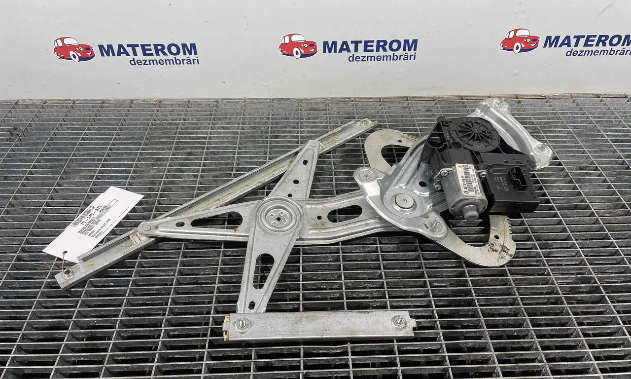 MACARA USA SPATE STANGA RENAULT SCENIC III 2008-2016