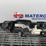 MANER USA SPATE DREAPTA RENAULT SCENIC III 2008-2016, vedere laterala