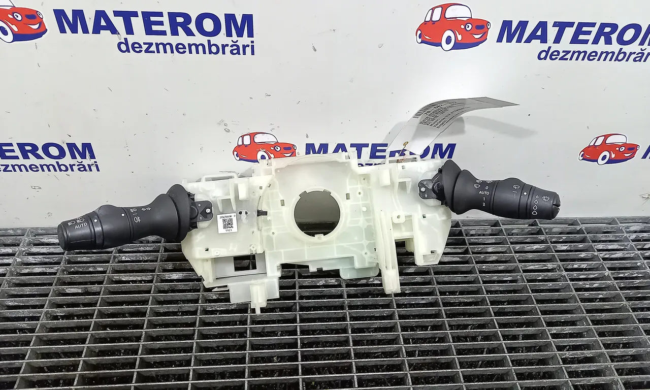 BLOC SEMNALIZARE RENAULT SCENIC III 2008-2016