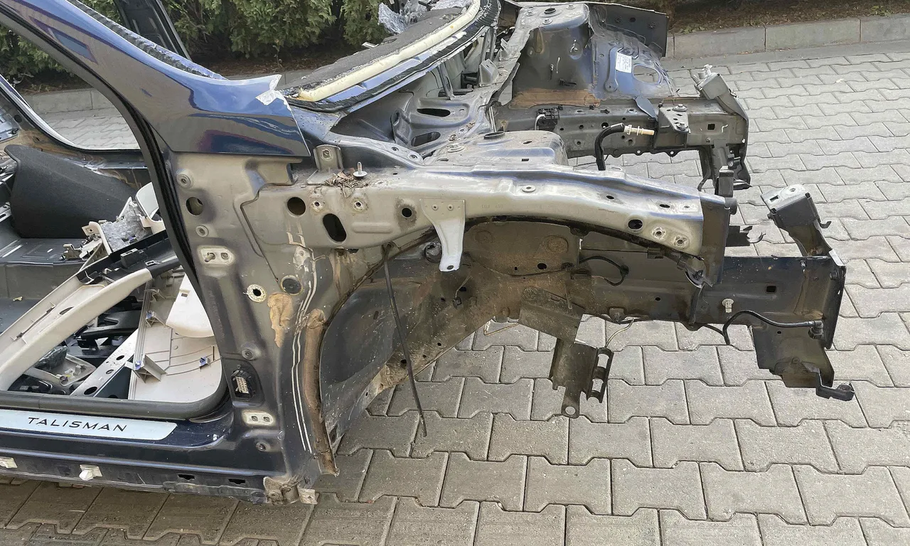 LONJERON DREAPTA RENAULT TALISMAN 2015-2022