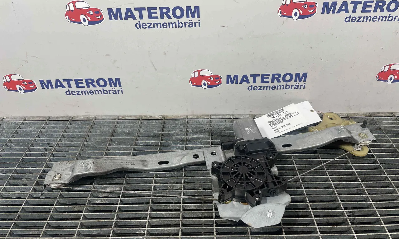 MACARA USA FATA STANGA RENAULT TWINGO III 2014-2020