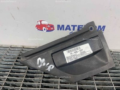 MANER USA SPATE DREAPTA RENAULT TWINGO III 0.9 TCe 110 2014-2020 oe 826063067R, vedere frontata