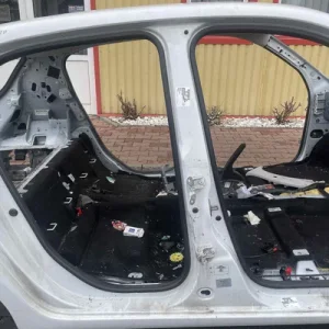 STALP MIJLOC DREAPTA RENAULT TWINGO III 0.9 TCe 110 2014-2020 oe-765161515R, vedere frontata