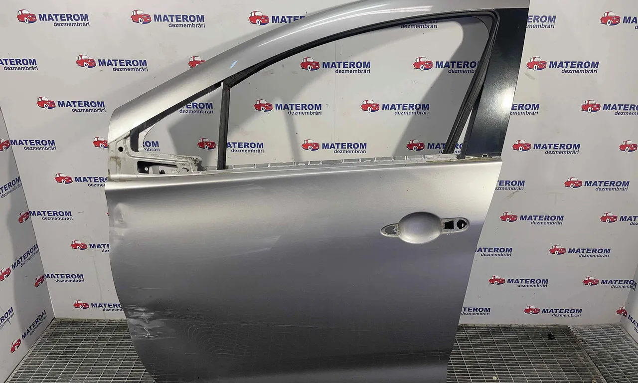USA FATA STANGA RENAULT ZOE 2012-2019