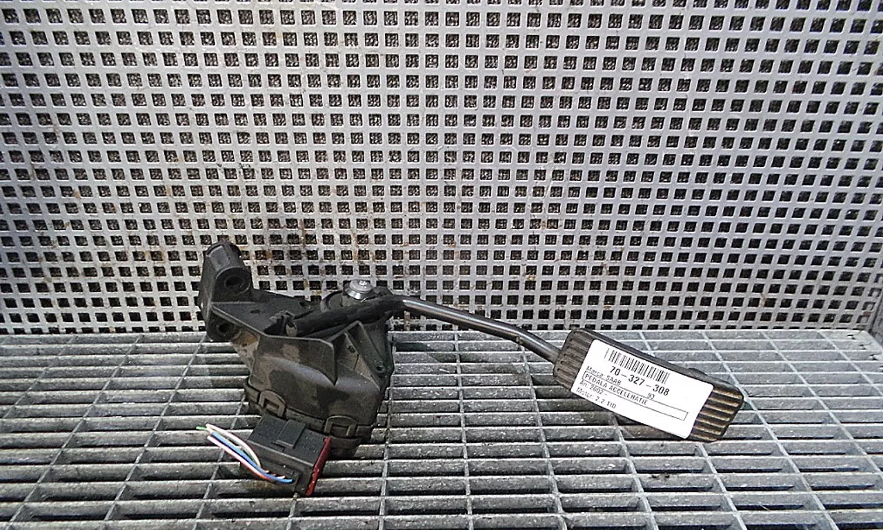 PEDALA ACCELERATIE SAAB 9-3 2002-2015