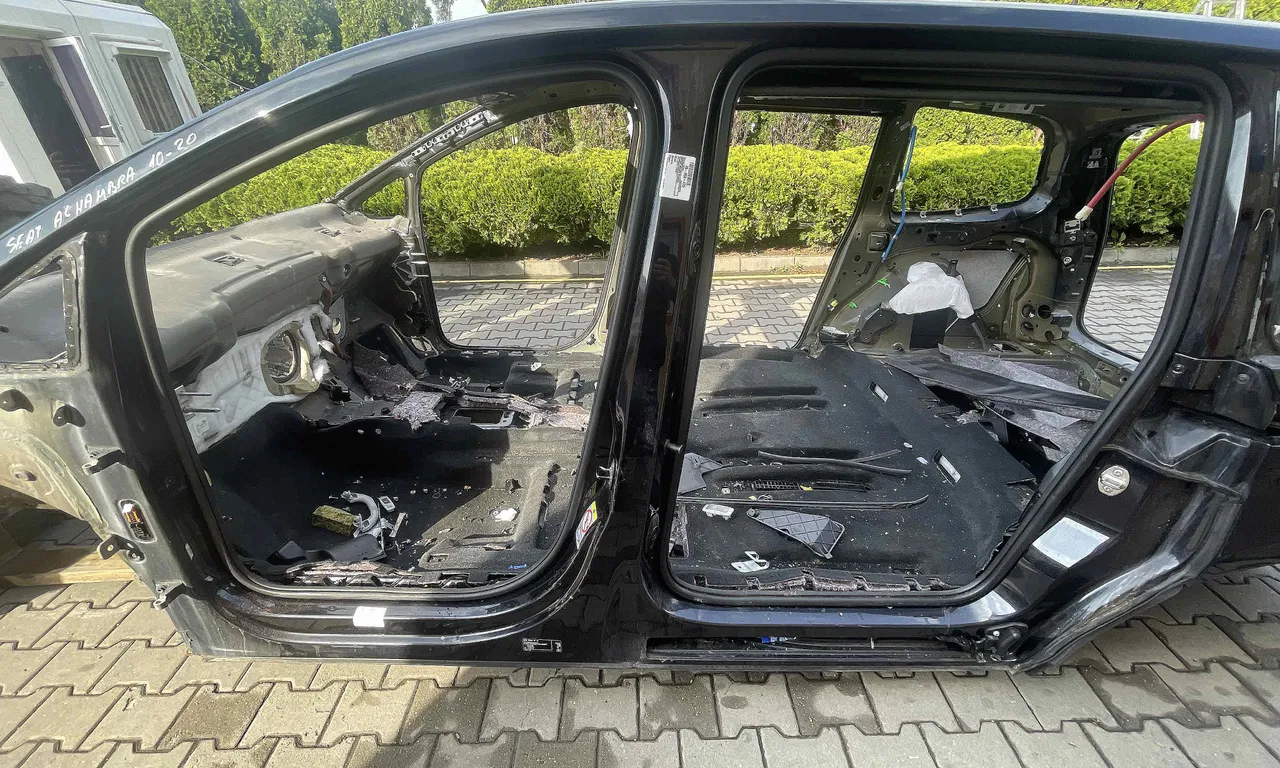 STALP MIJLOC STANGA SEAT ALHAMBRA 2010-2022