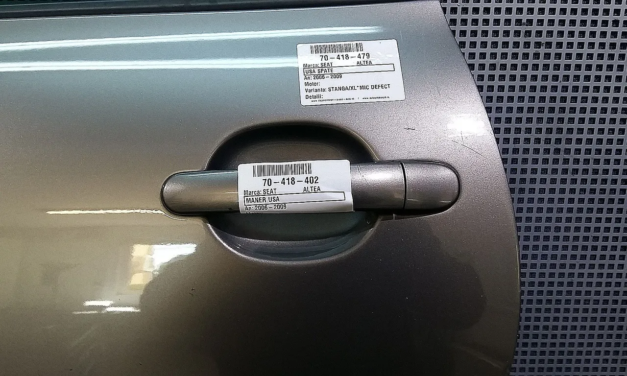 MANER USA SPATE DREAPTA SEAT ALTEA 2004-2015