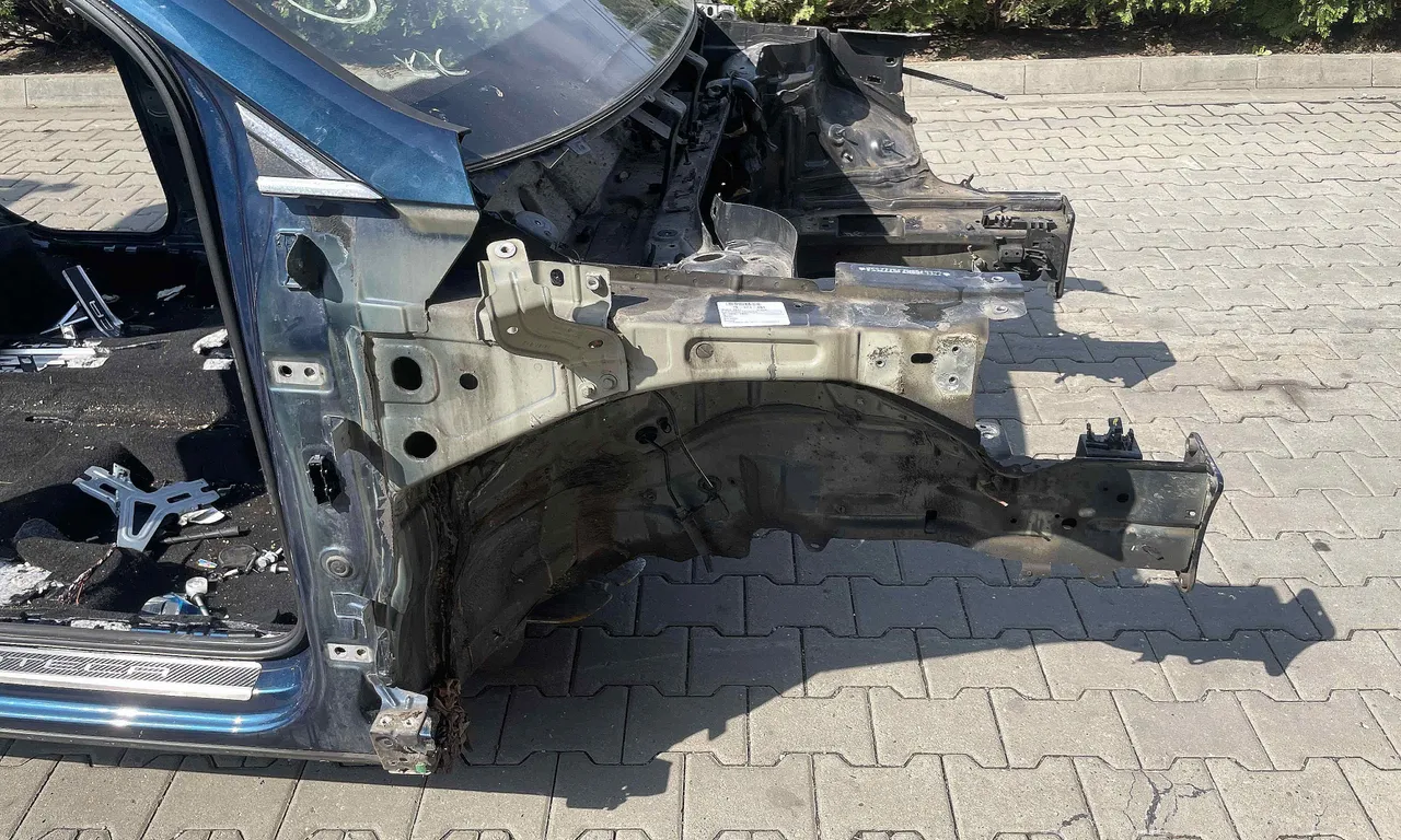 LONJERON DREAPTA SEAT ATECA 2016-2020