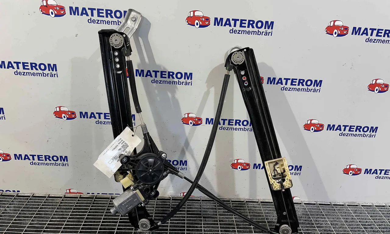 MACARA USA FATA DREAPTA SEAT ATECA 2016-2020