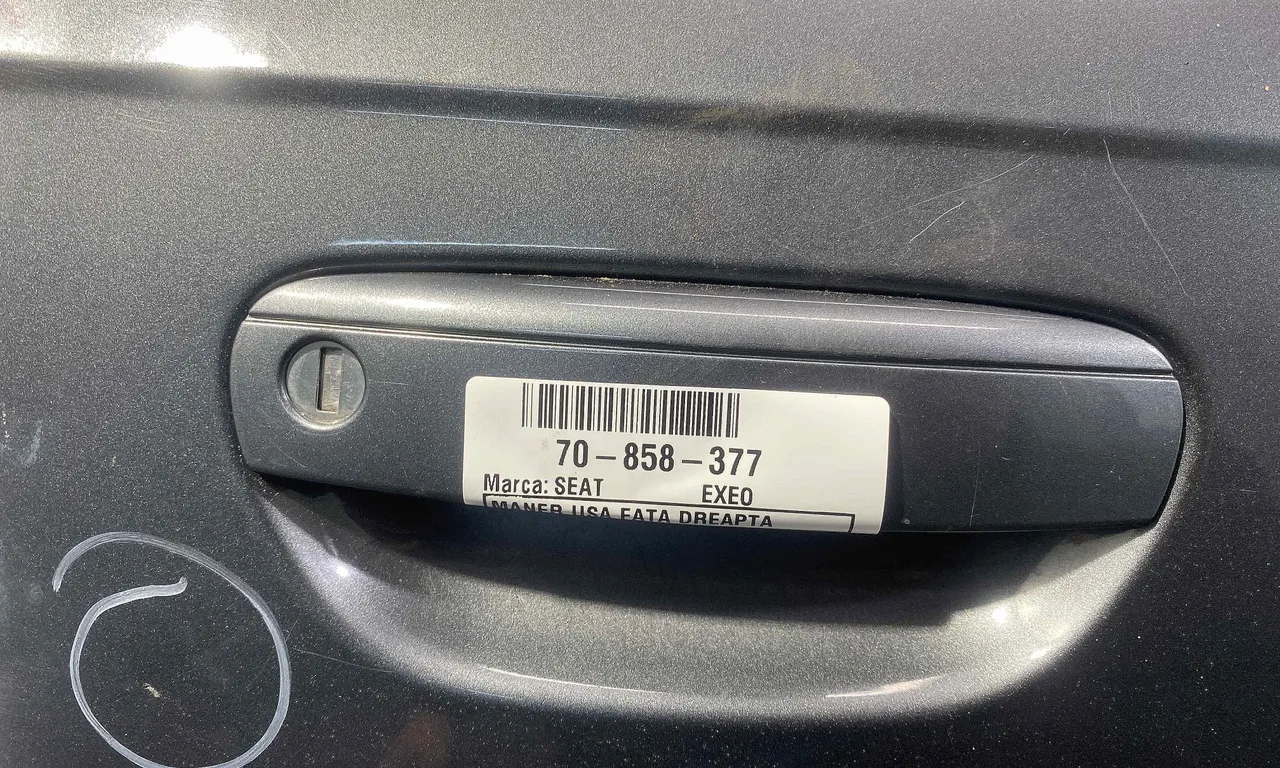 MANER USA FATA DREAPTA SEAT EXEO 2008-2013