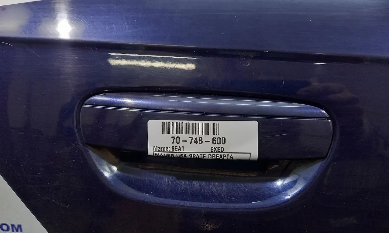 MANER USA SPATE DREAPTA SEAT EXEO 2008-2013